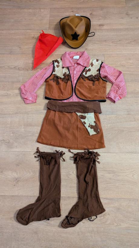 Ka315 karnevalový kostým kovbojka vel. 128 7/8 let, 