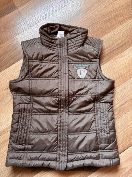 Jezdecká vesta, 128