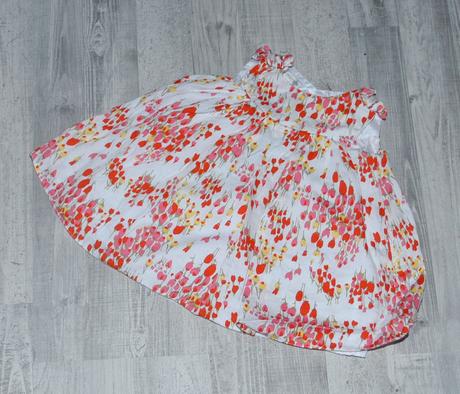 Slavnostní šaty i na parádu v létě do kočárku, debenhams,62