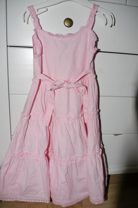 Saticky na raminka, 98