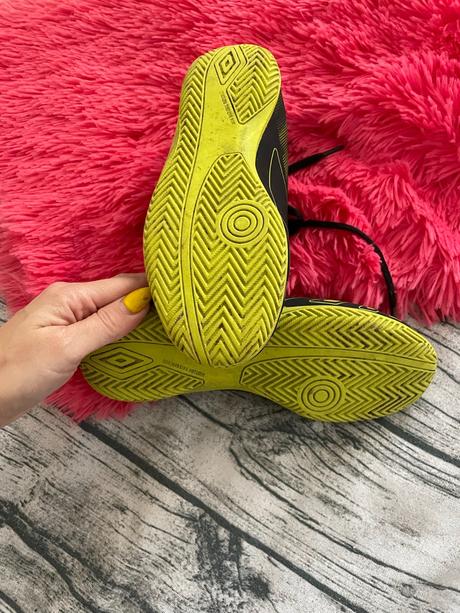 Dětské sálovky umbro 37,5, umbro,37