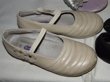 V.30, 3 páry bot, sandále 2x balerínky, f&f,30