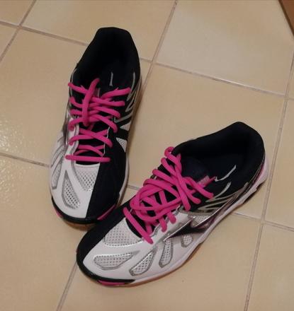 Dámské sálové boty mizuno, mizuno,38