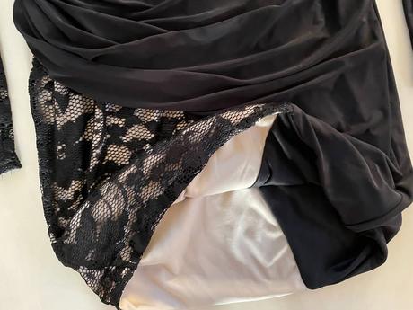 Nové krajka s podšívkou šaty, vel m i méně, godde, m