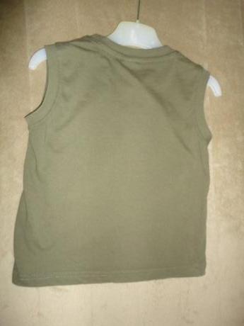 Tílenko z c+a, vel. 3/4 roky, c&a,104