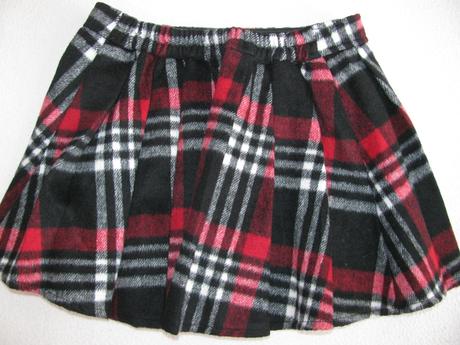 Dívčí sukně, st. bernard,116