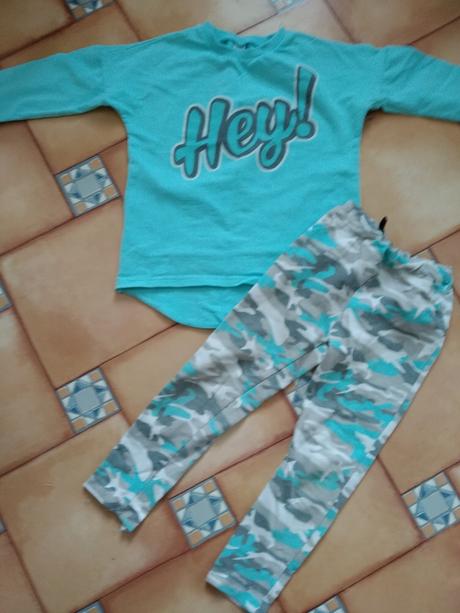 Mikina + kalhoty, 110