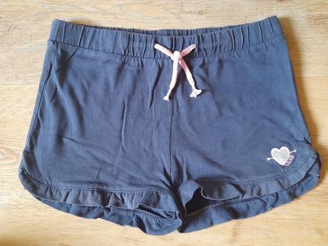 11xkraťasy 134/140, h&m, s.oliver,lewro,decathlon, h&m,134