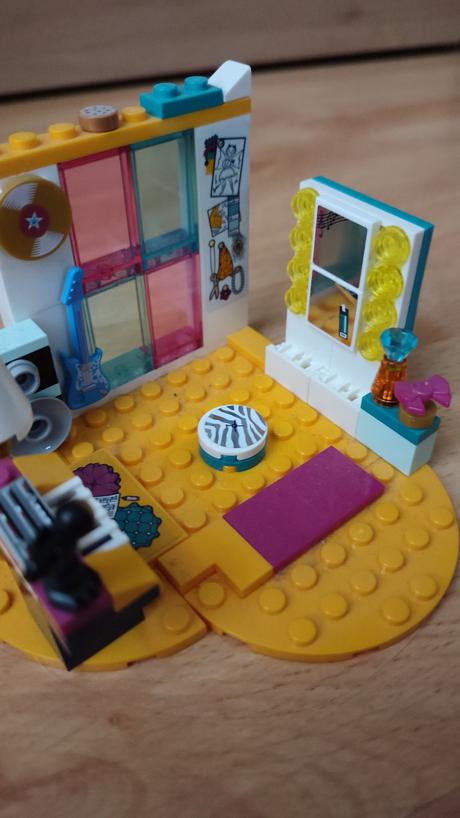 Lego friends andrea a její pokojíček,