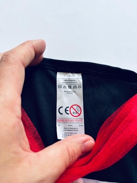 An10/ kostým halloween - v.7/8 let,