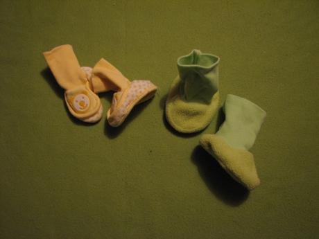 Žluté capáčky, <17