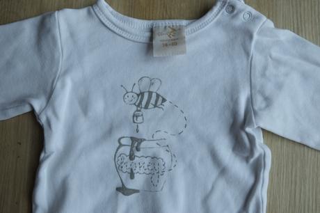 Body se včeličkou, 68