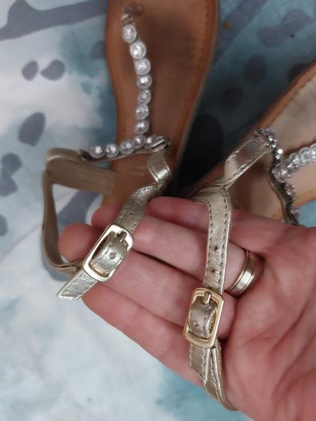 Kožené sandálky s kamínky, baťa,36