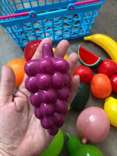 Košík ovoce a zelenina,