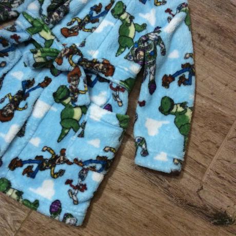 Heboučký župan ,,toy story", 98