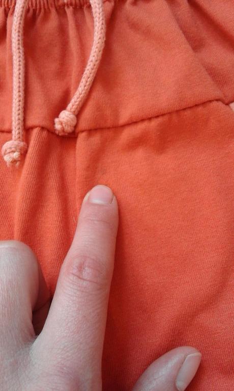 617 - tepláčky, 80