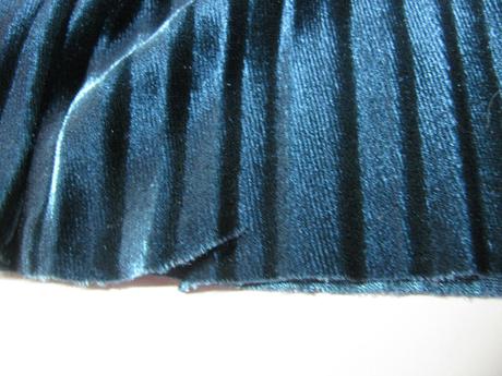 Elastická velurová tyrkysová sukně m&s, marks & spencer,122