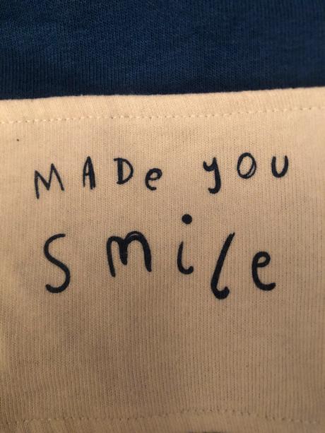 Modrobílá mikina, 92