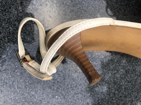 Bile sandaly na podpadku 36, graceland,36