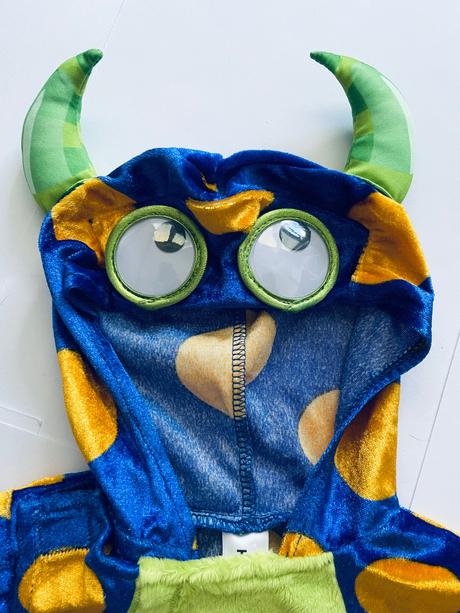 An12/ kostym přišerka - v.6/9 měs.,