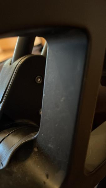 Jak sundat nákupní koš z kočárku Cybex?