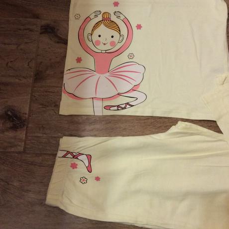 Bavlněné pyžamo s baletkou, sinsay,134