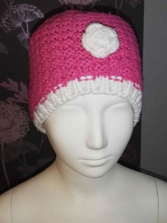 2xzimni dívčí čepice,