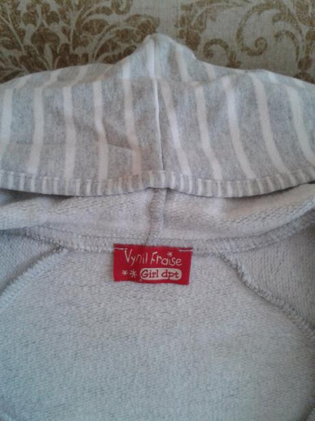 Mikina vynil fraise dívčí vel. 110, 110