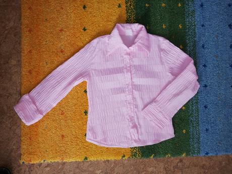 Dívčí košile, 134