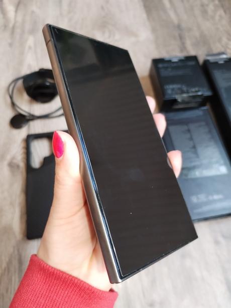 Mt samsung galaxy s24 ultra, hodinky, sluchátka, samsung