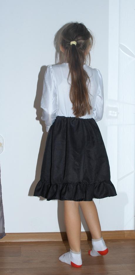 Karnevalové šaty selka, hospodyně, masopust,