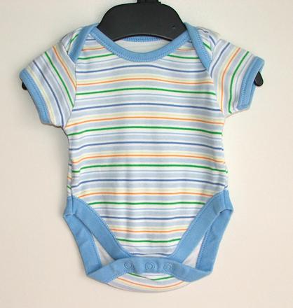 C185 novorozenecké chlapecké body, 50