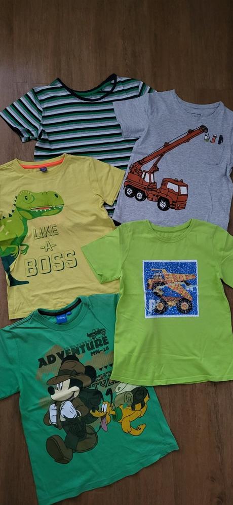 Trička/trika s dinosaurem, bagrem vel. 128 zn. c&a, palomino,128