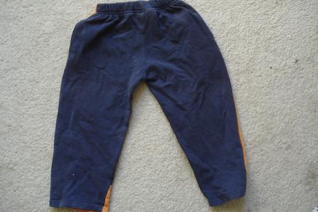 Tepláková souprava, 98