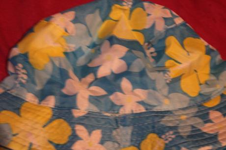 Dětský klobouček květy, 86