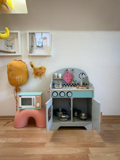 Designová dřevěná kuchyňka bloomingville mini,