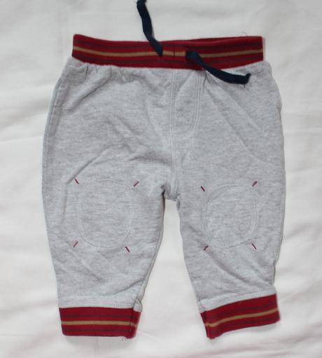 Ba56. tepláky chlapecké 3-6 měs., 68