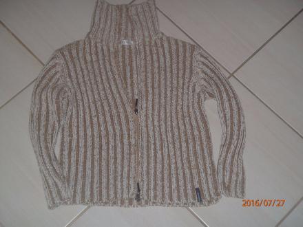 Pletený svetr, 128