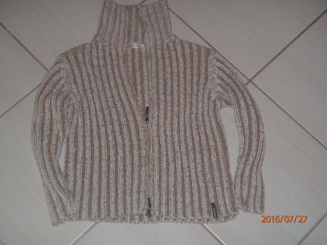 Pletený svetr, 128