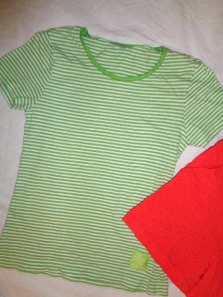 Super komplet pruhovaného trička a krep šortek, gymboree,152