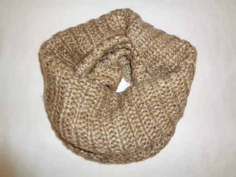 Nádherný zlatohnědý zimní tunel - nákrčník, h&m