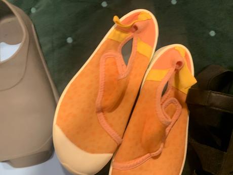 3 ks boty k vodě, 31