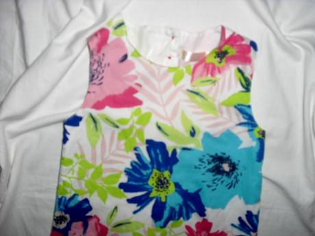 Luxusní květované šaty - super řešená záda, girl2girl,110