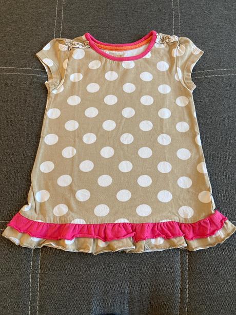 Triko s volánkem, tu,92