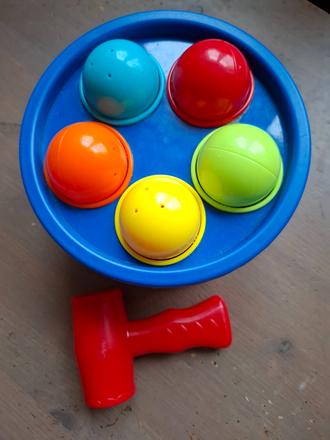 Zatloukačka kuličky,