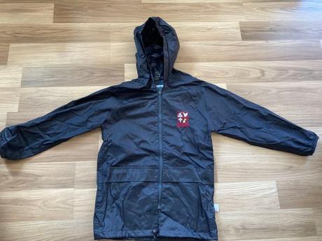 Nepromokavá bunda, 140