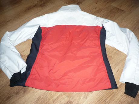 Bunda zn. peak performance, vel. m, m