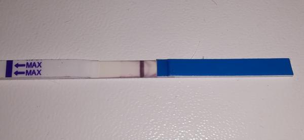 Těhotenský test. Je pozitivní?