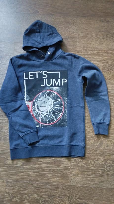 Mikina klokanka, chapter young,152