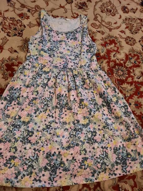 Květované šaty, h&m,134